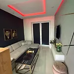 Komfort House Z Tarasem Apartment Elk