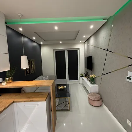Komfort House Z Tarasem Apartamento