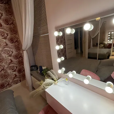 Komfort House Z Tarasem